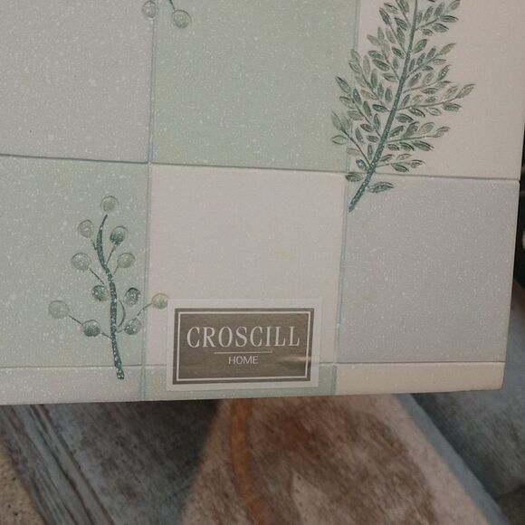 👍 Croscill Rainer Tissue Holder NWT C2 - Picture 3 of 5
